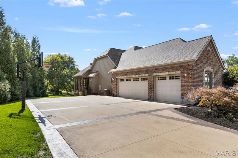 2 Fairlake Drive, Chesterfield, MO 63005 — listing photo 67 of 79