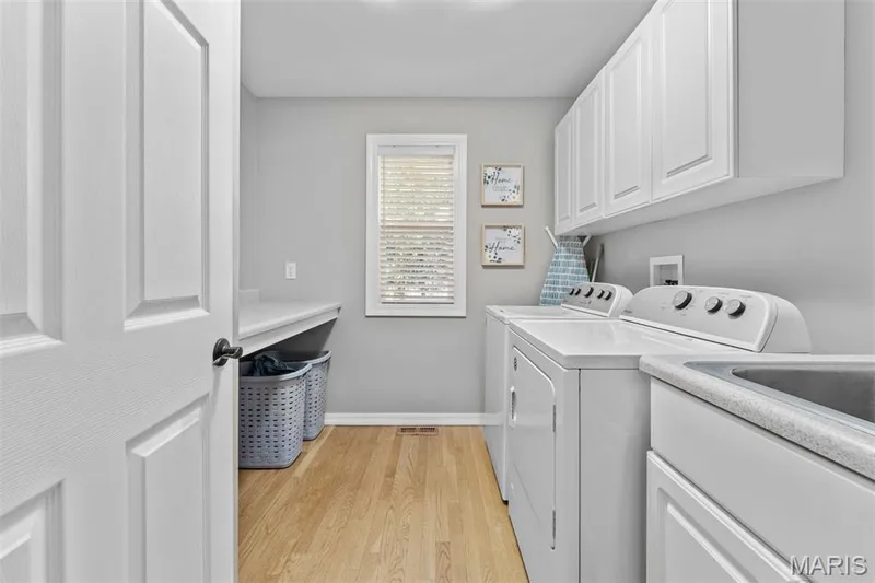 405 Charlemagne Drive, Lake St. Louis, MO 63367 — listing photo 20 of 57