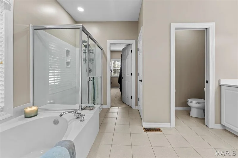 405 Charlemagne Drive, Lake St. Louis, MO 63367 — listing photo 23 of 57