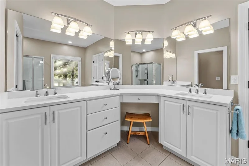 405 Charlemagne Drive, Lake St. Louis, MO 63367 — listing photo 24 of 57