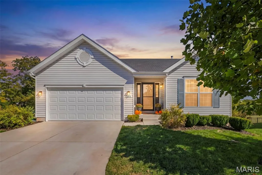 424 Cozy Pines Drive, Lake St. Louis, MO 63367 — listing photo 1 of 54