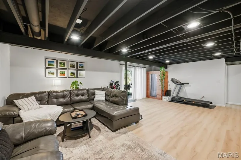 424 Cozy Pines Drive, Lake St. Louis, MO 63367 — listing photo 27 of 54