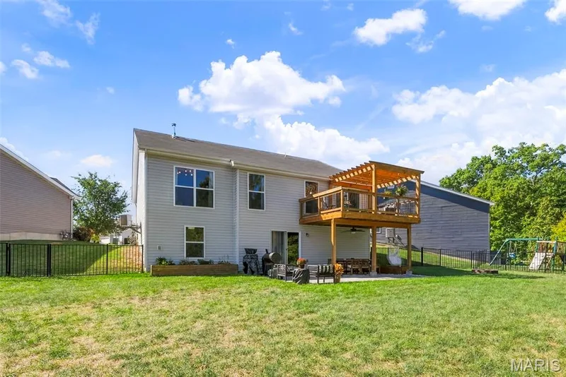 424 Cozy Pines Drive, Lake St. Louis, MO 63367 — listing photo 42 of 54