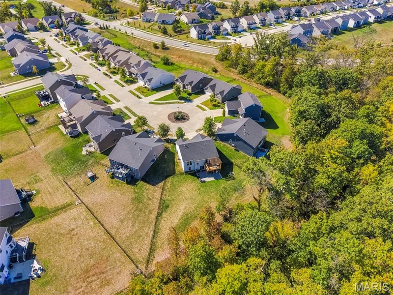 424 Cozy Pines Drive, Lake St. Louis, MO 63367 — listing photo 47 of 54