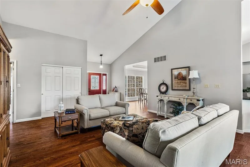 166 Tennessee Walker Way, St Peters, MO 63376 — listing photo 8 of 50