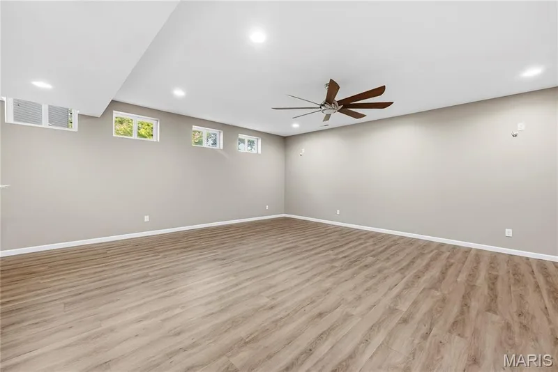 28 Wolverton Court, St Charles, MO 63301 — listing photo 18 of 39