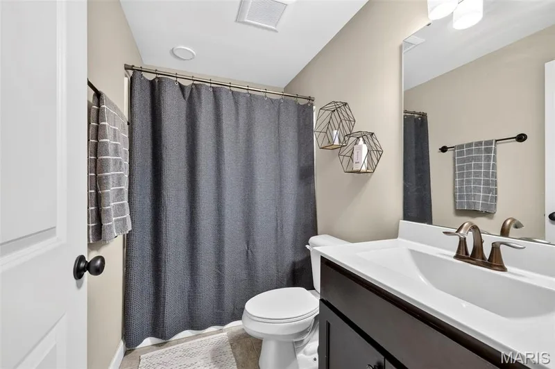 106 Blue Water Drive, St Peters, MO 63366 — listing photo 27 of 37