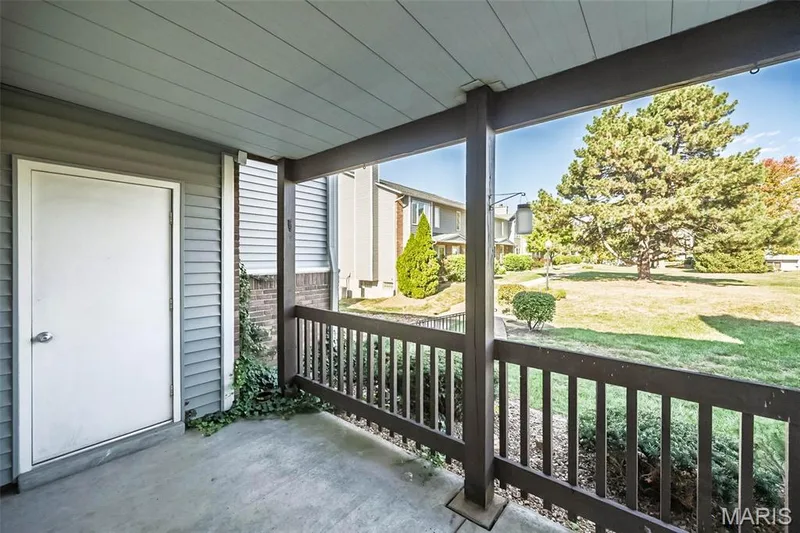 811 King Drive #1C, St Charles, MO 63303 — listing photo 22 of 28