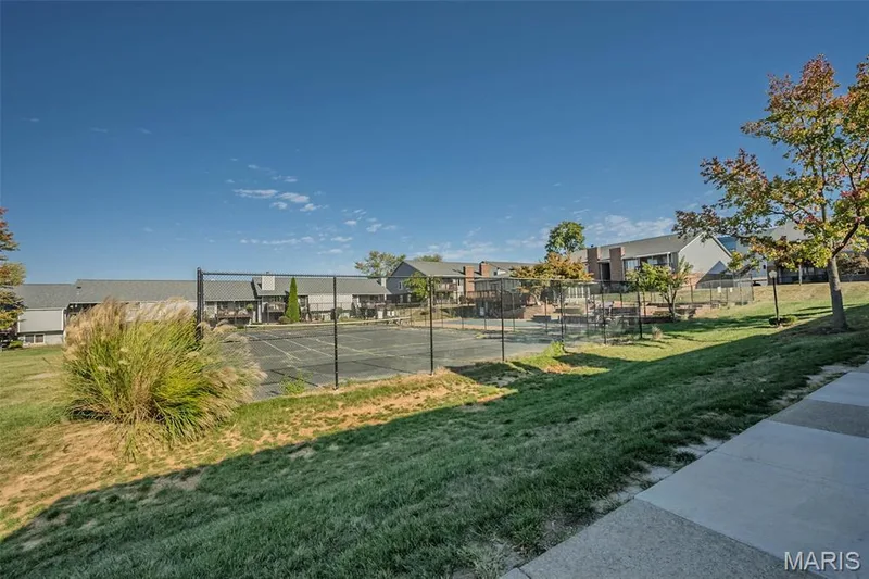 811 King Drive #1C, St Charles, MO 63303 — listing photo 26 of 28