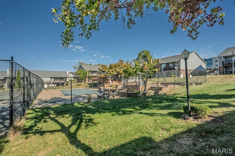 811 King Drive #1C, St Charles, MO 63303 — listing photo 27 of 28
