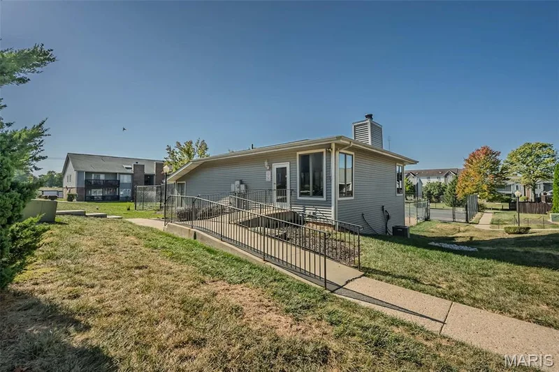 811 King Drive #1C, St Charles, MO 63303 — listing photo 28 of 28