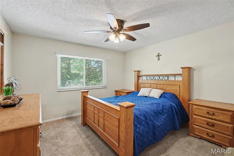 1607 Treetop Drive, St Charles, MO 63303 — listing photo 17 of 35