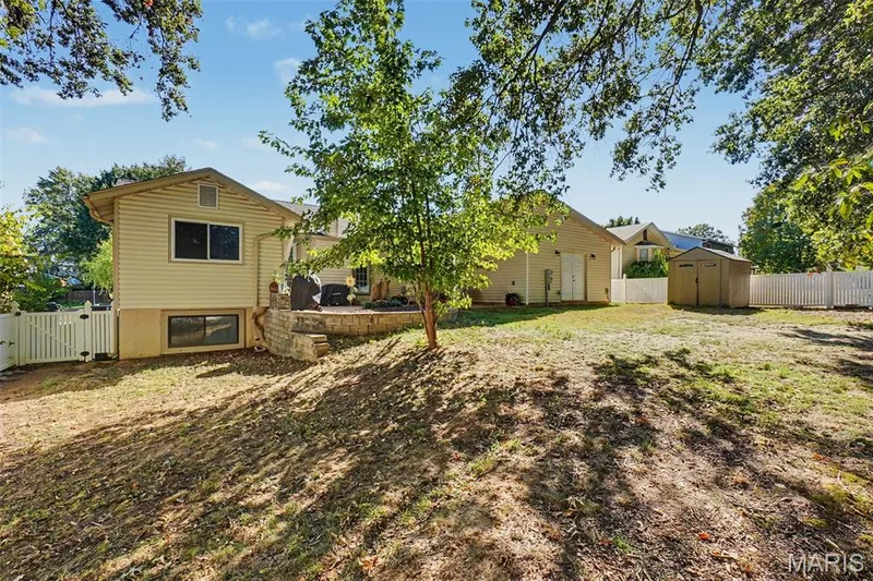 1607 Treetop Drive, St Charles, MO 63303 — listing photo 33 of 35