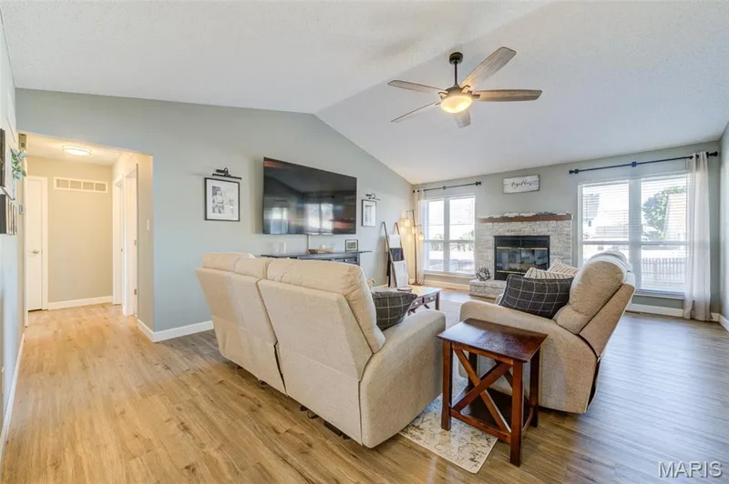 415 Lantana Lane, St Peters, MO 63376 — listing photo 17 of 61