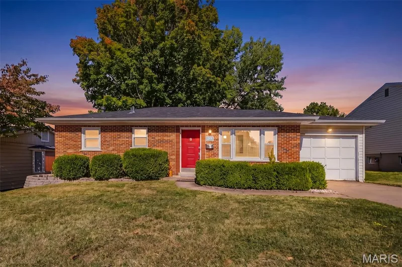 209 S Pam Avenue, St Charles, MO 63301 — listing photo 25 of 25