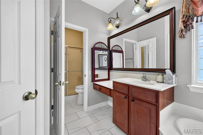 135 Blue Water Drive, St Charles, MO 63366 — listing photo 19 of 34