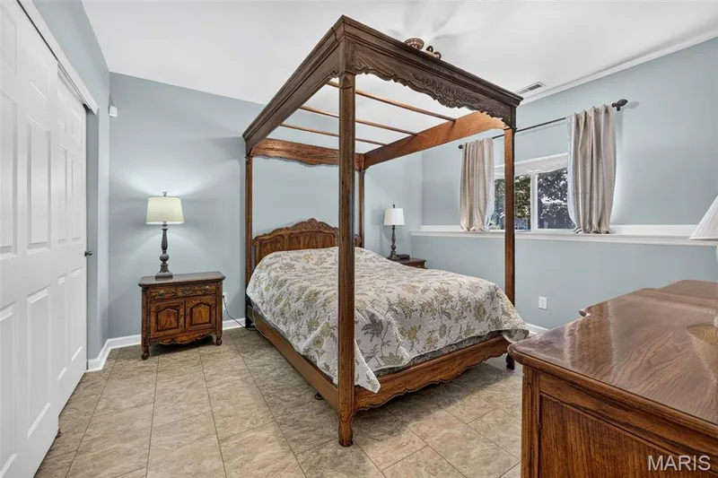 135 Blue Water Drive, St Charles, MO 63366 — listing photo 27 of 34