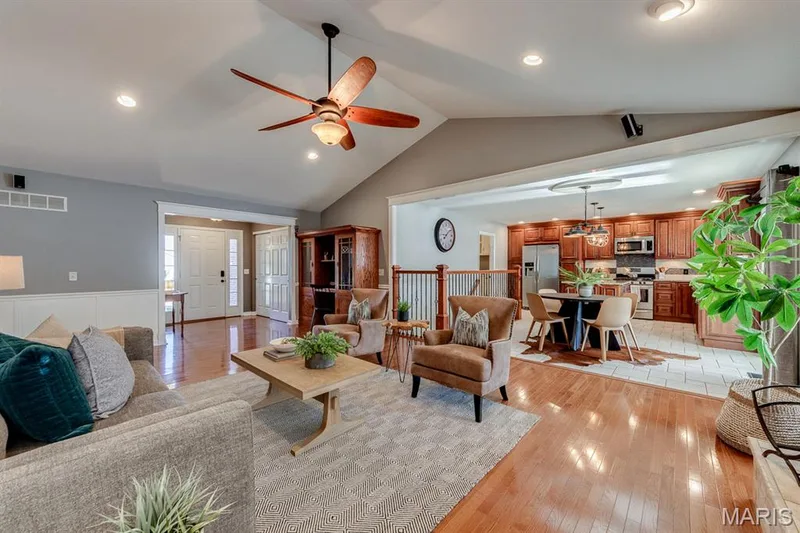 1448 Wood Haven Drive, St Charles, MO 63304 — listing photo 8 of 50