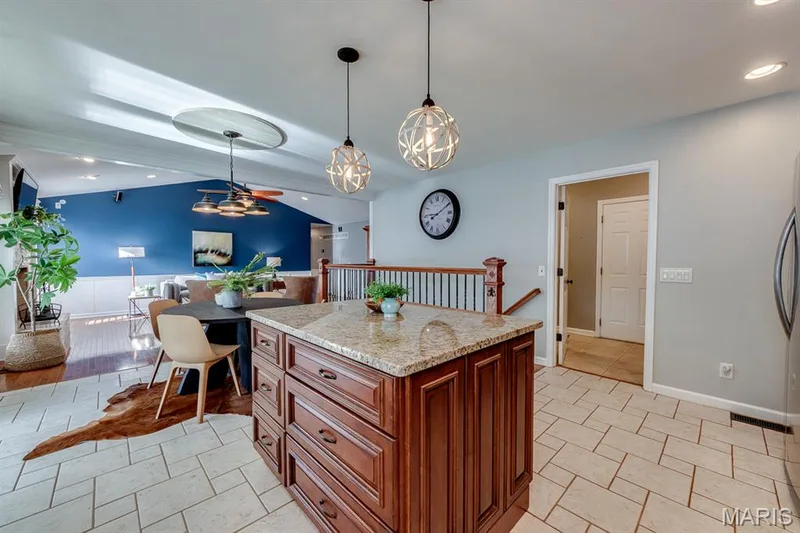 1448 Wood Haven Drive, St Charles, MO 63304 — listing photo 16 of 50