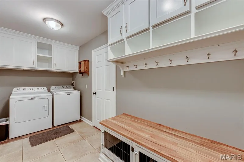 1448 Wood Haven Drive, St Charles, MO 63304 — listing photo 18 of 50