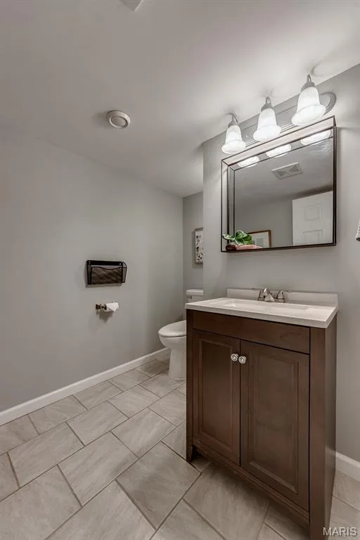 1448 Wood Haven Drive, St Charles, MO 63304 — listing photo 38 of 50