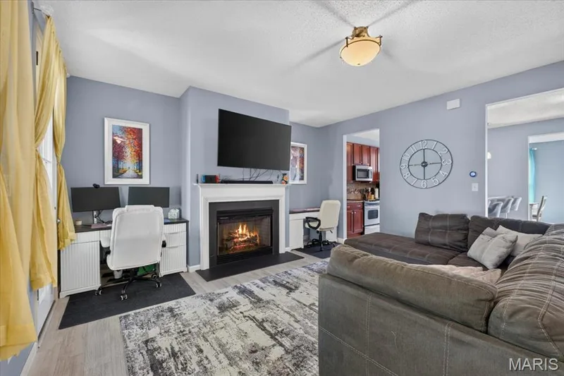 3409 E Lime Kiln, St Charles, MO 63301 — listing photo 3 of 57