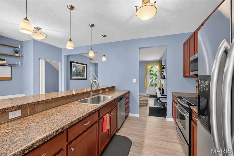 3409 E Lime Kiln, St Charles, MO 63301 — listing photo 7 of 57