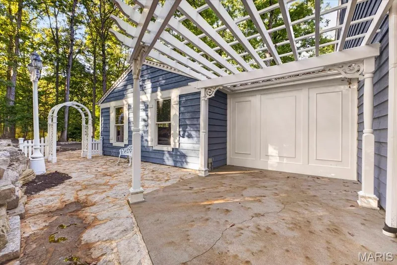 2436 Indian Tree Run, Wildwood, MO 63038 — listing photo 10 of 76
