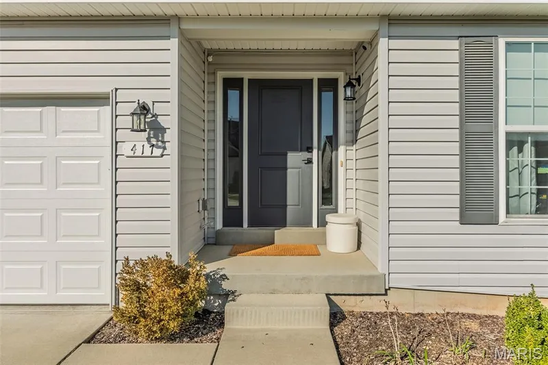 417 Cozy Pines Drive, Lake St. Louis, MO 63367 — listing photo 3 of 38