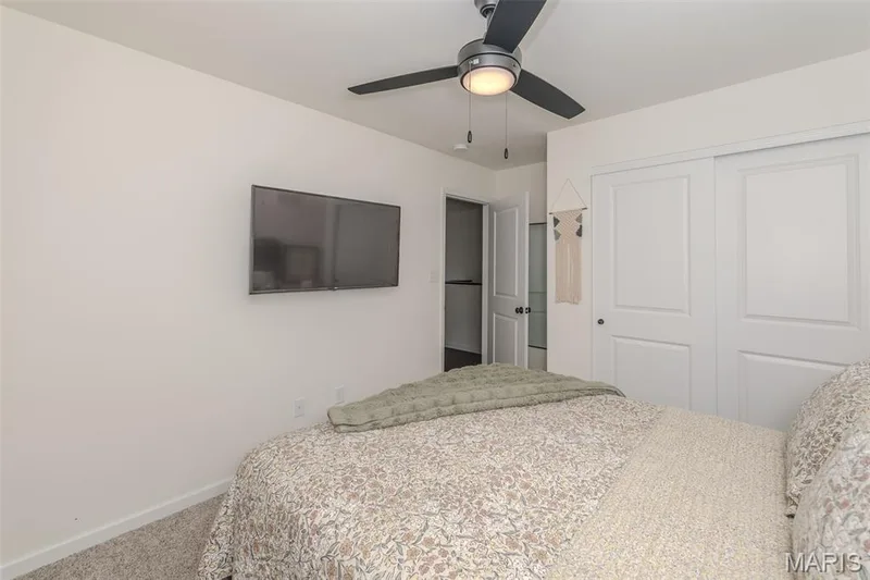 417 Cozy Pines Drive, Lake St. Louis, MO 63367 — listing photo 9 of 38