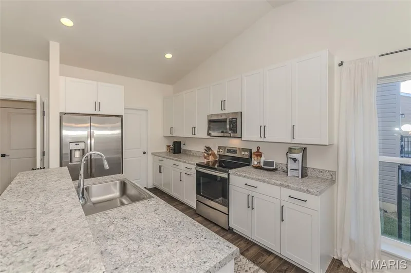 417 Cozy Pines Drive, Lake St. Louis, MO 63367 — listing photo 18 of 38