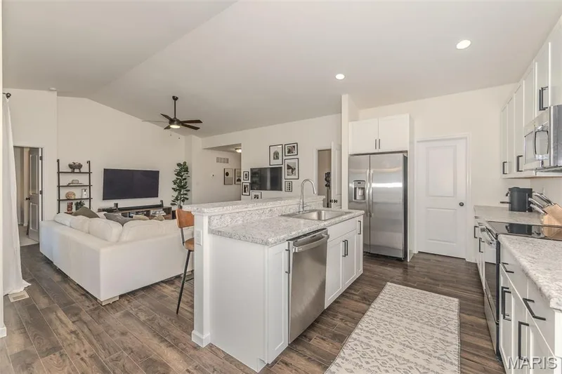 417 Cozy Pines Drive, Lake St. Louis, MO 63367 — listing photo 19 of 38