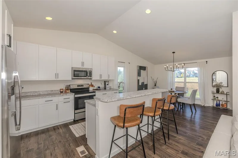 417 Cozy Pines Drive, Lake St. Louis, MO 63367 — listing photo 21 of 38