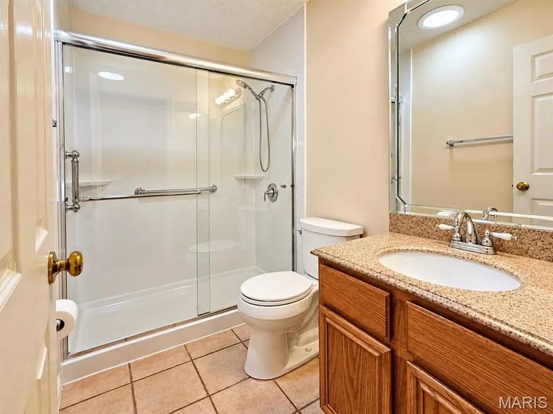 917 Burn Oak, St Charles, MO 63303 — listing photo 22 of 40