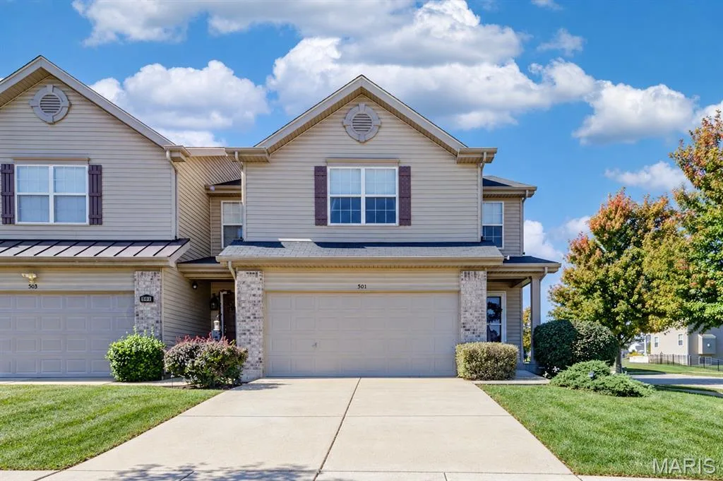 501 Country Circle Drive, Lake St. Louis, MO 63367 — listing photo 1 of 51