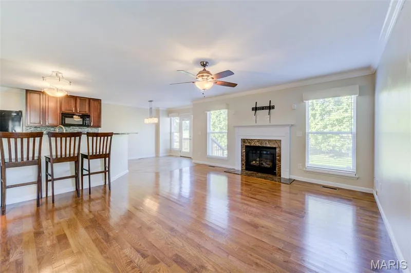 501 Country Circle Drive, Lake St. Louis, MO 63367 — listing photo 5 of 51