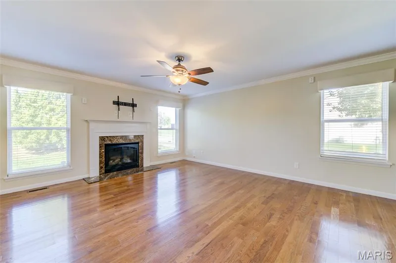 501 Country Circle Drive, Lake St. Louis, MO 63367 — listing photo 9 of 51