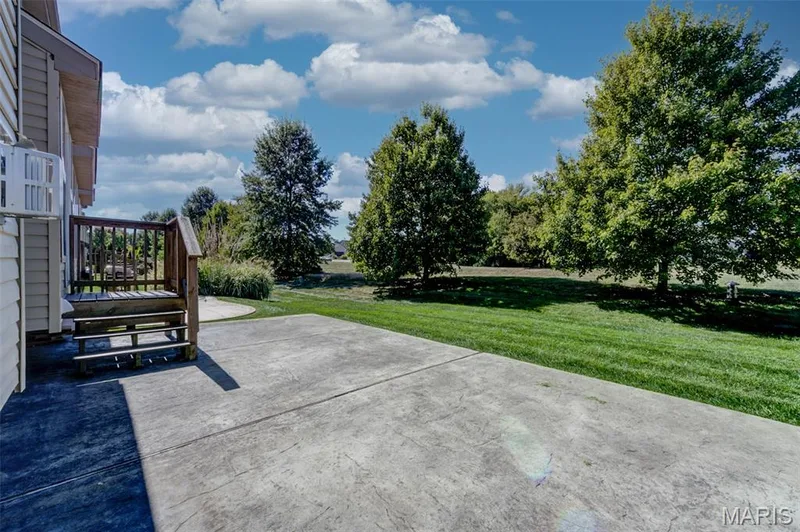501 Country Circle Drive, Lake St. Louis, MO 63367 — listing photo 46 of 51