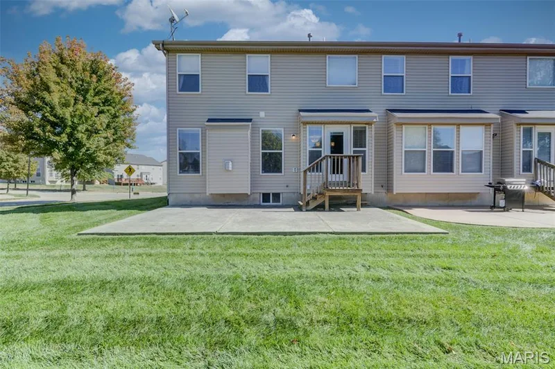 501 Country Circle Drive, Lake St. Louis, MO 63367 — listing photo 47 of 51