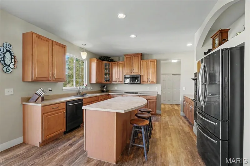 759 Obrecht Lane, O'Fallon, MO 63366 — listing photo 11 of 33