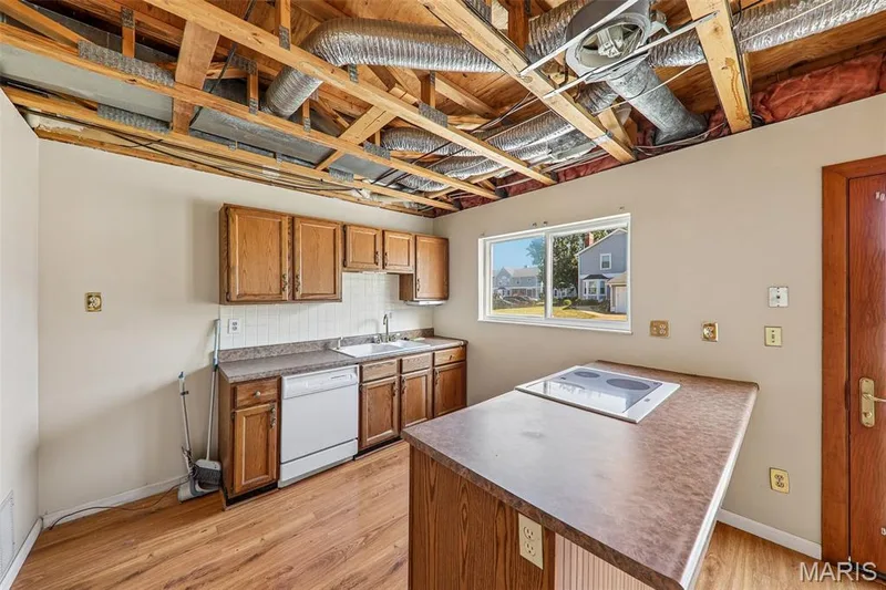 1656 Florine Boulevard #B, St Charles, MO 63303 — listing photo 9 of 29