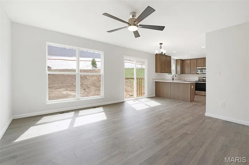 8 Westhaven Cove Court, Wentzville, MO 63385 — listing photo 7 of 31