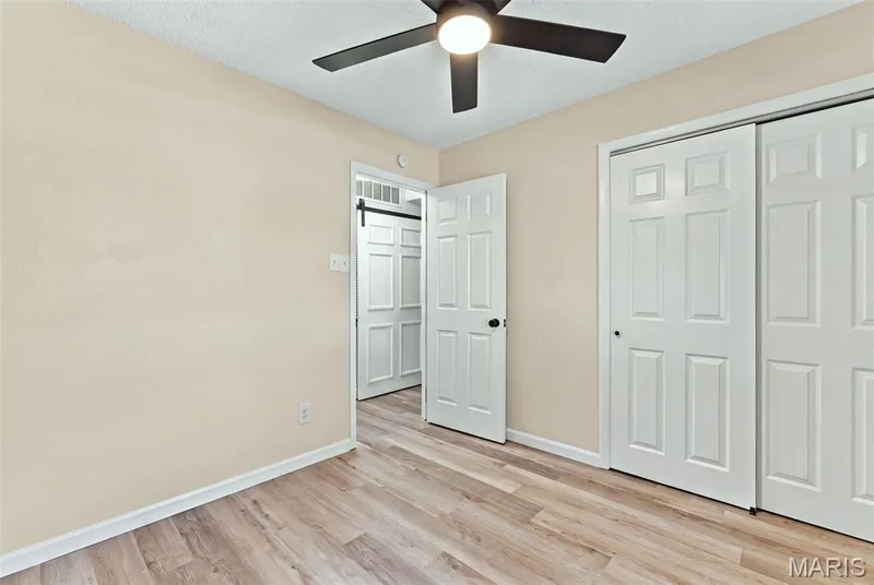 22 Jamaica Drive, St Peters, MO 63376 — listing photo 10 of 17