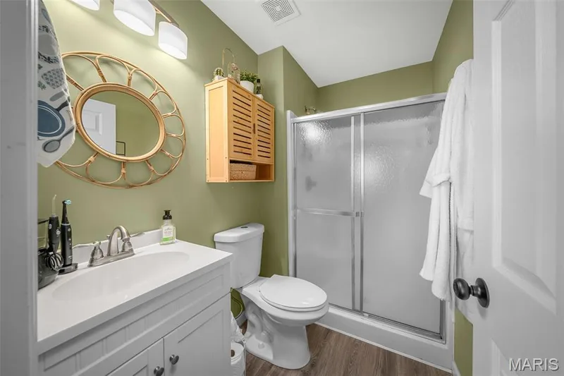 137 Hollow Creek Drive, St Peters, MO 63376 — listing photo 16 of 24