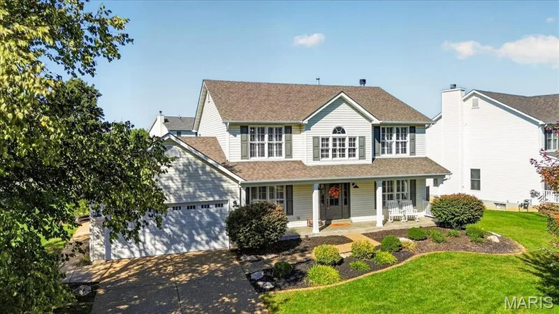 35 Indigo Bush Court, Dardenne Prairie, MO 63368 — listing photo 2 of 67