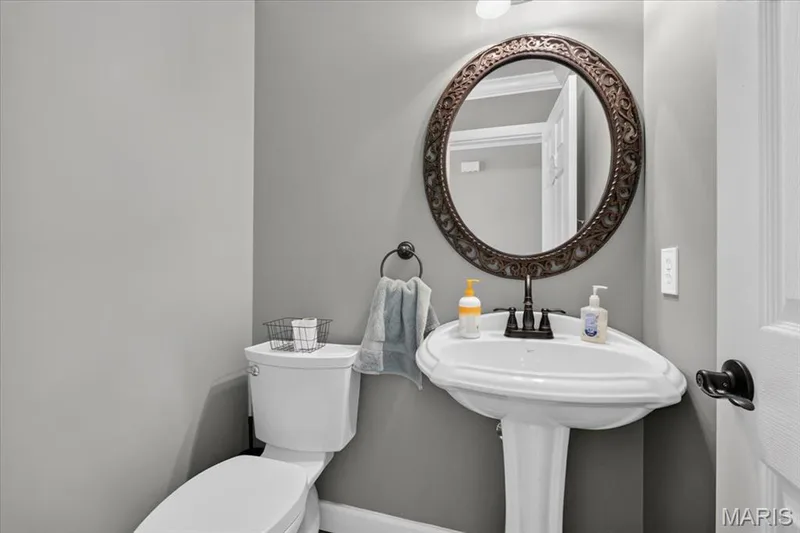35 Indigo Bush Court, Dardenne Prairie, MO 63368 — listing photo 17 of 67