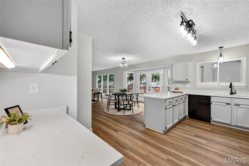 23 Dunmore Circle, O'Fallon, MO 63368 — listing photo 13 of 73