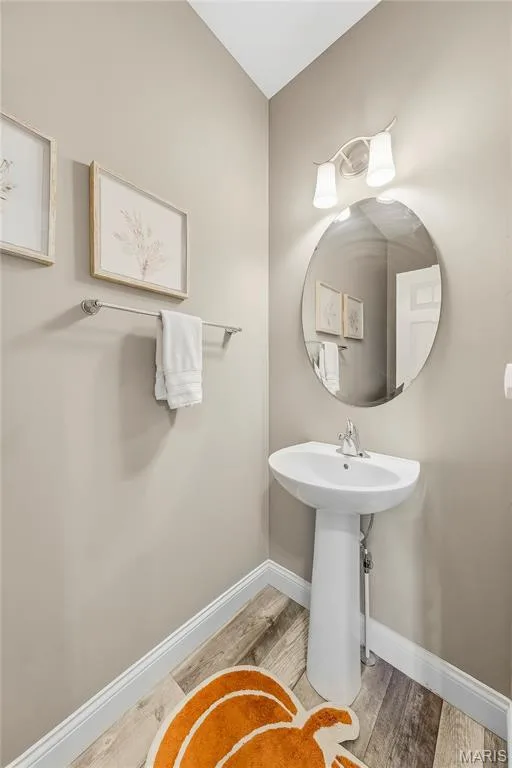 Main floor 1/2 Bath — 524 Wilmer Hollow Lane, Wentzville, MO 63385