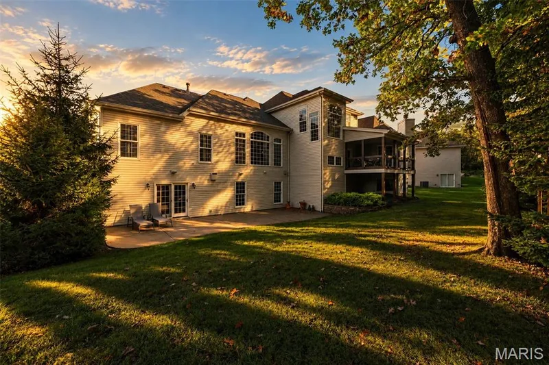 112 Castlewood Estates Drive, O'Fallon, MO 63368 — listing photo 95 of 98