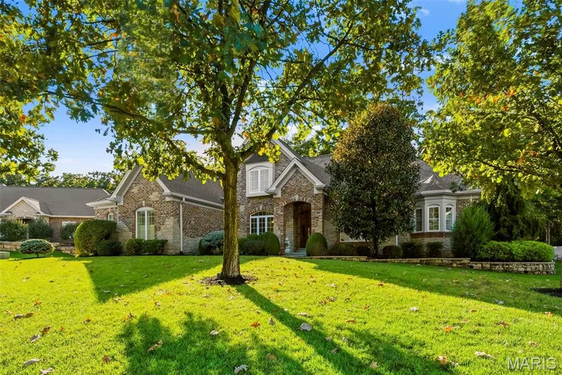 112 Castlewood Estates Drive, O'Fallon, MO 63368 — listing photo 5 of 98